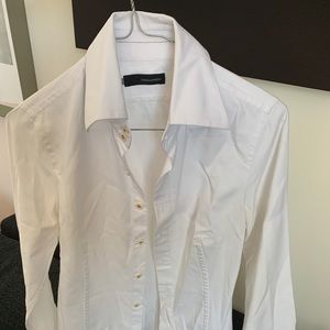 Women’s white dsquared button down shirt